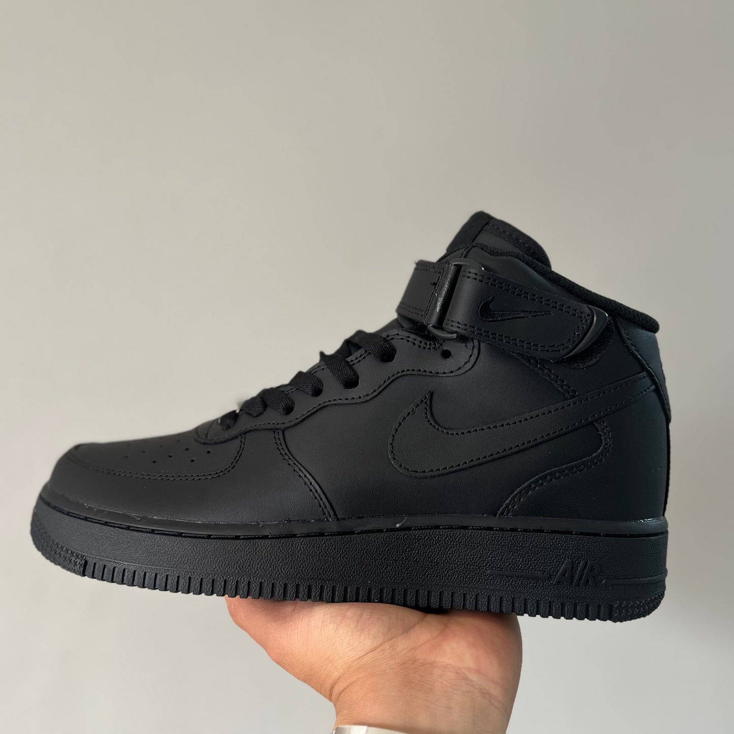 NIKE AIR FORCÉ ONE BOTA