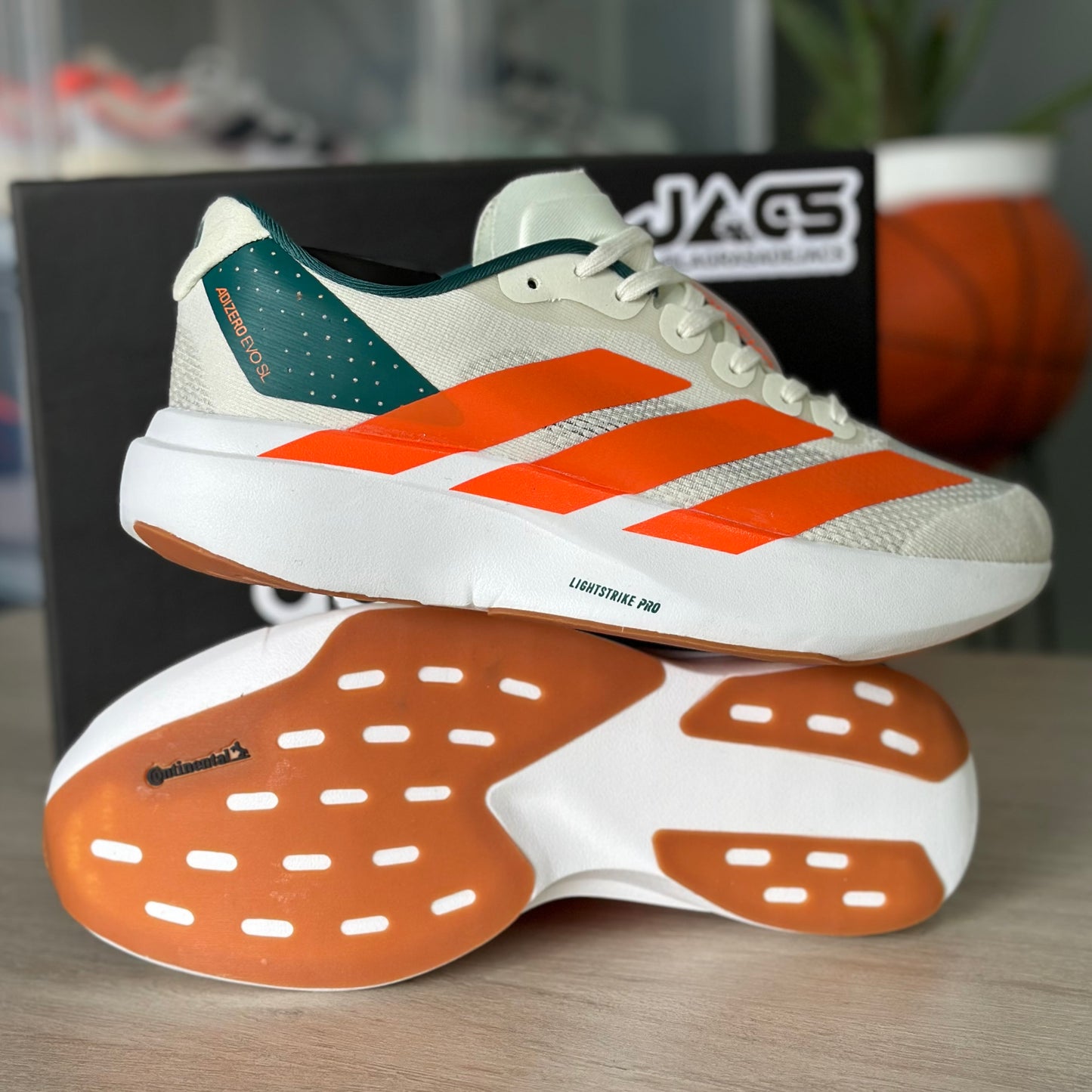 ADIZERO EVO SL