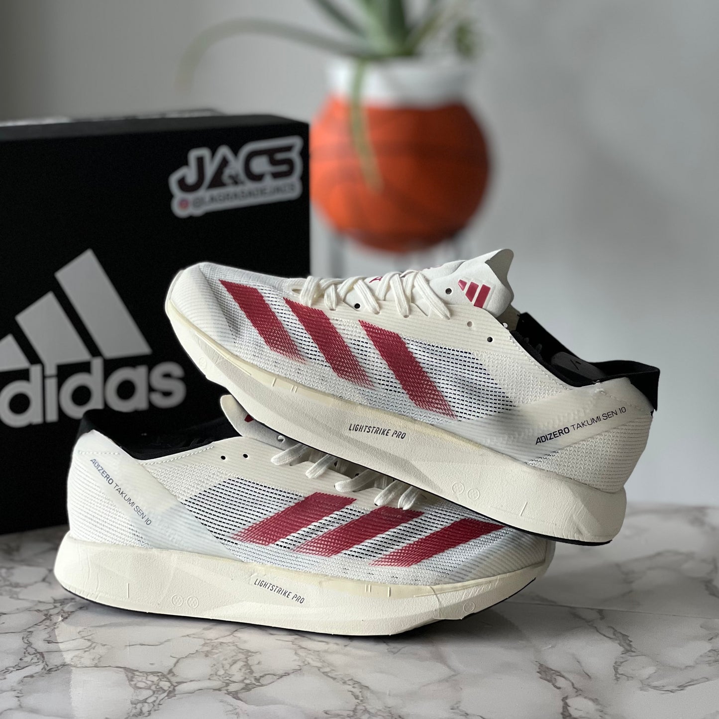 ADIZERO TAKUMI SEN 10