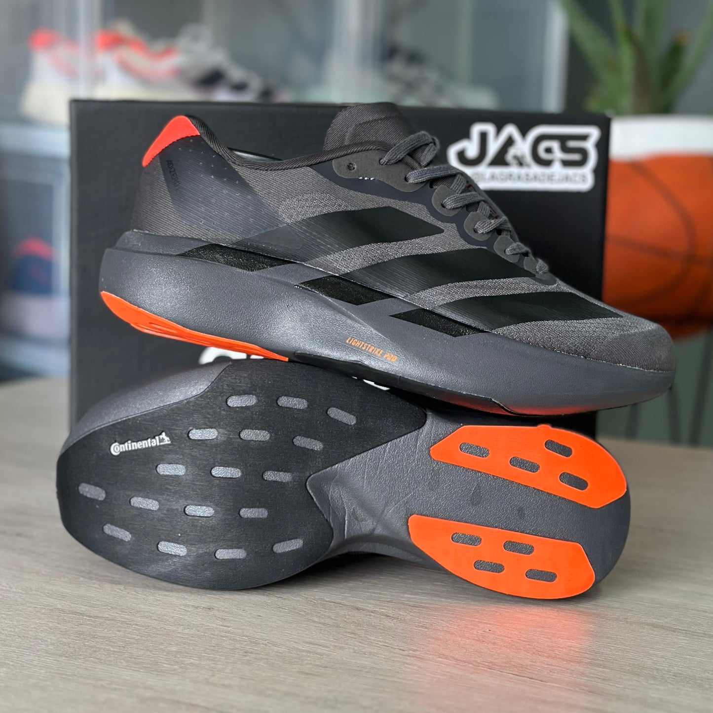 ADIZERO EVO SL