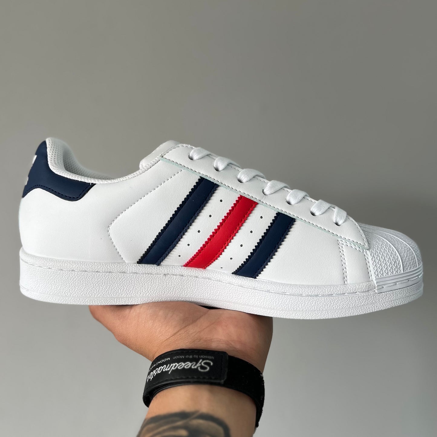 ADIDAS SUPERSTAR