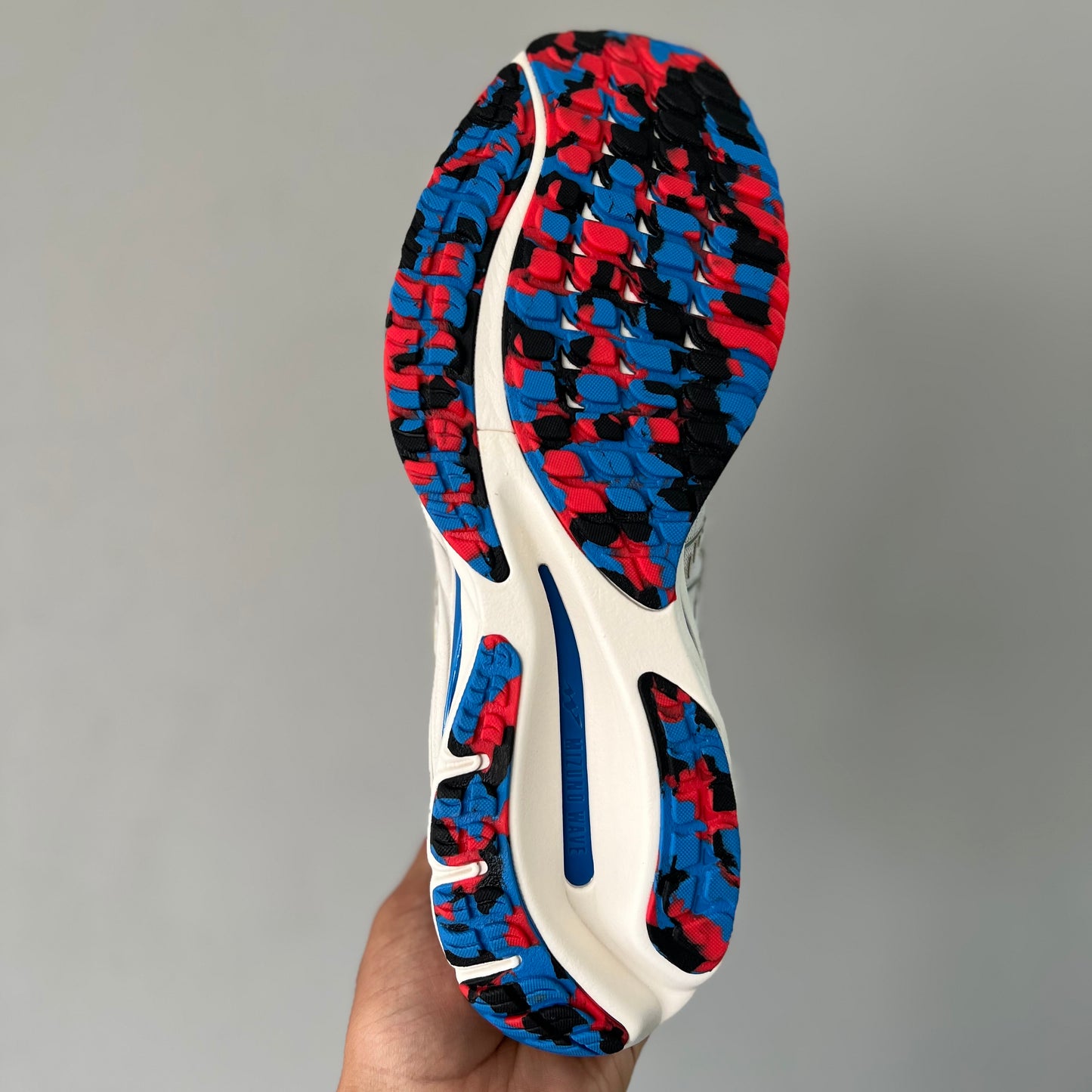 MIZUNO WAVE RIDER 26