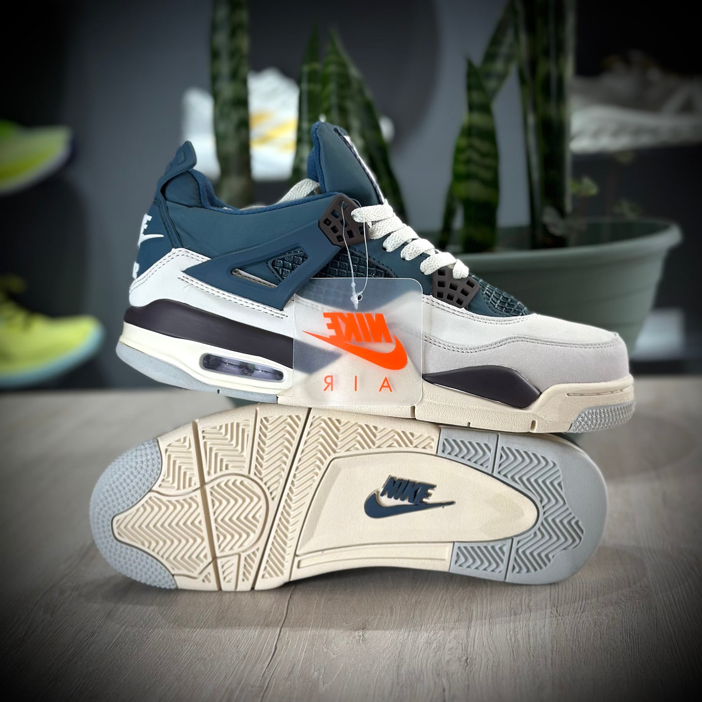JORDAN RETRO 4 SNORLAX