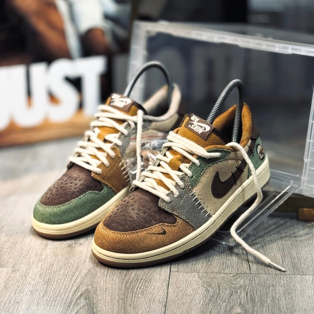 JORDAN RETRO LOW VOODOO