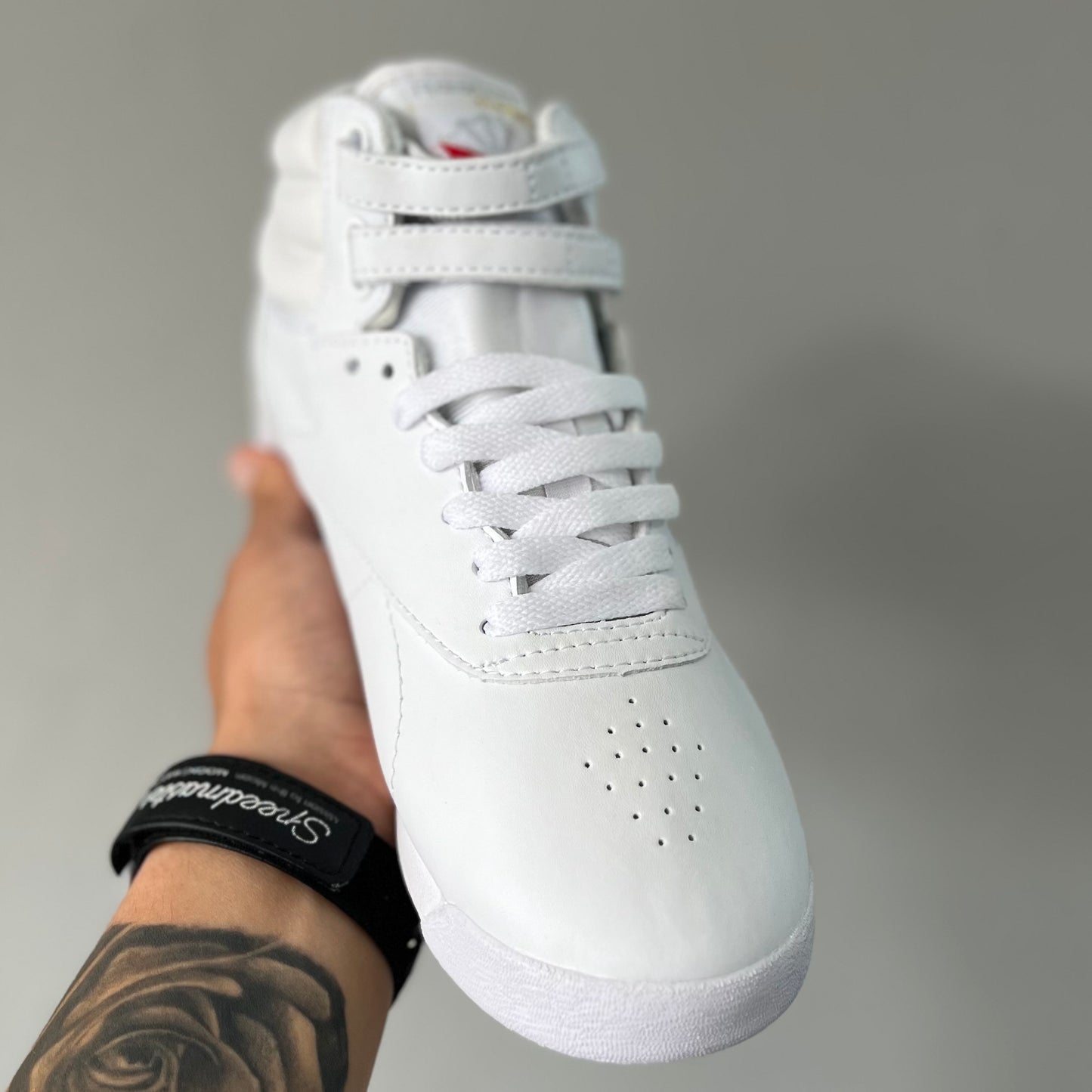 REEBOK CLASSIC