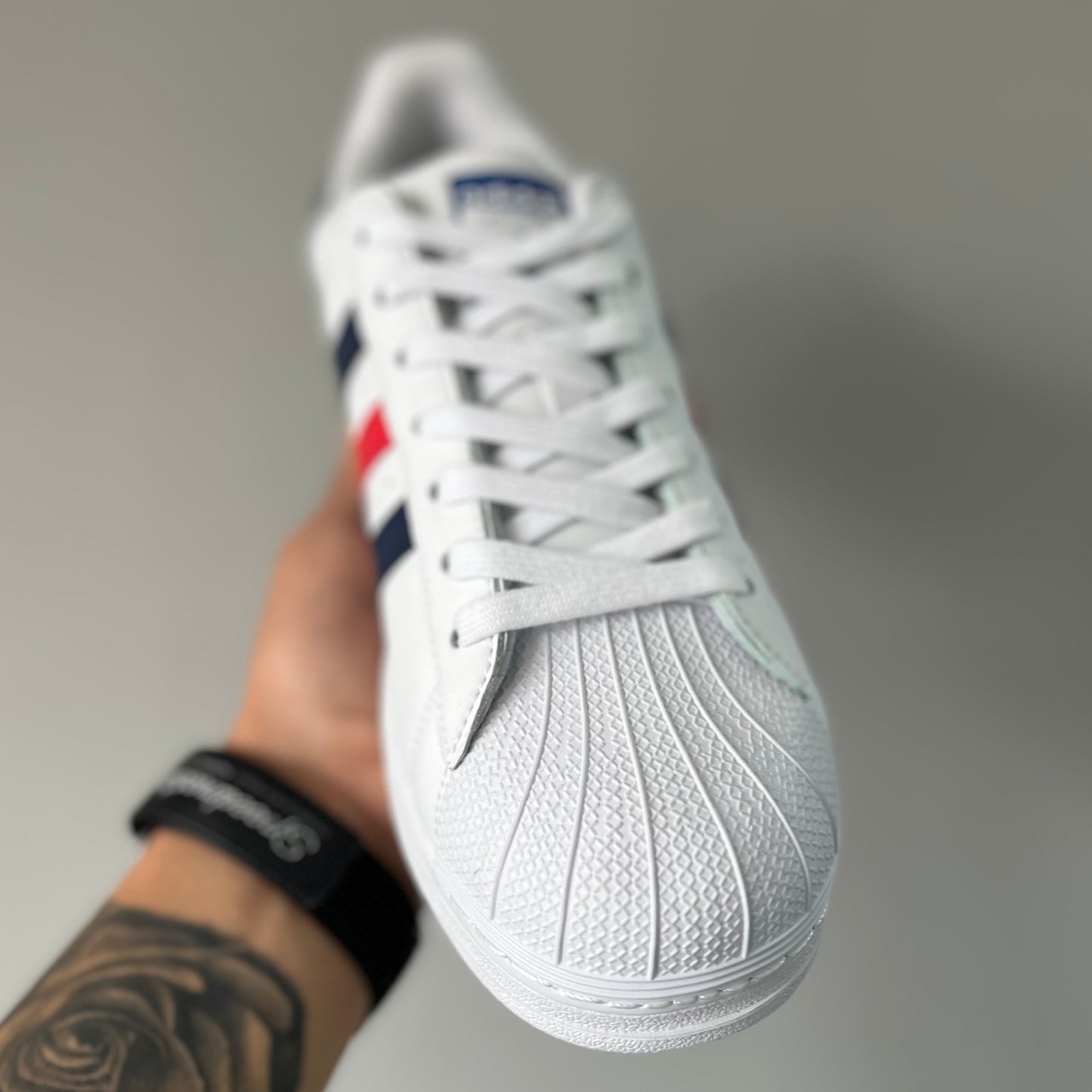 ADIDAS SUPERSTAR