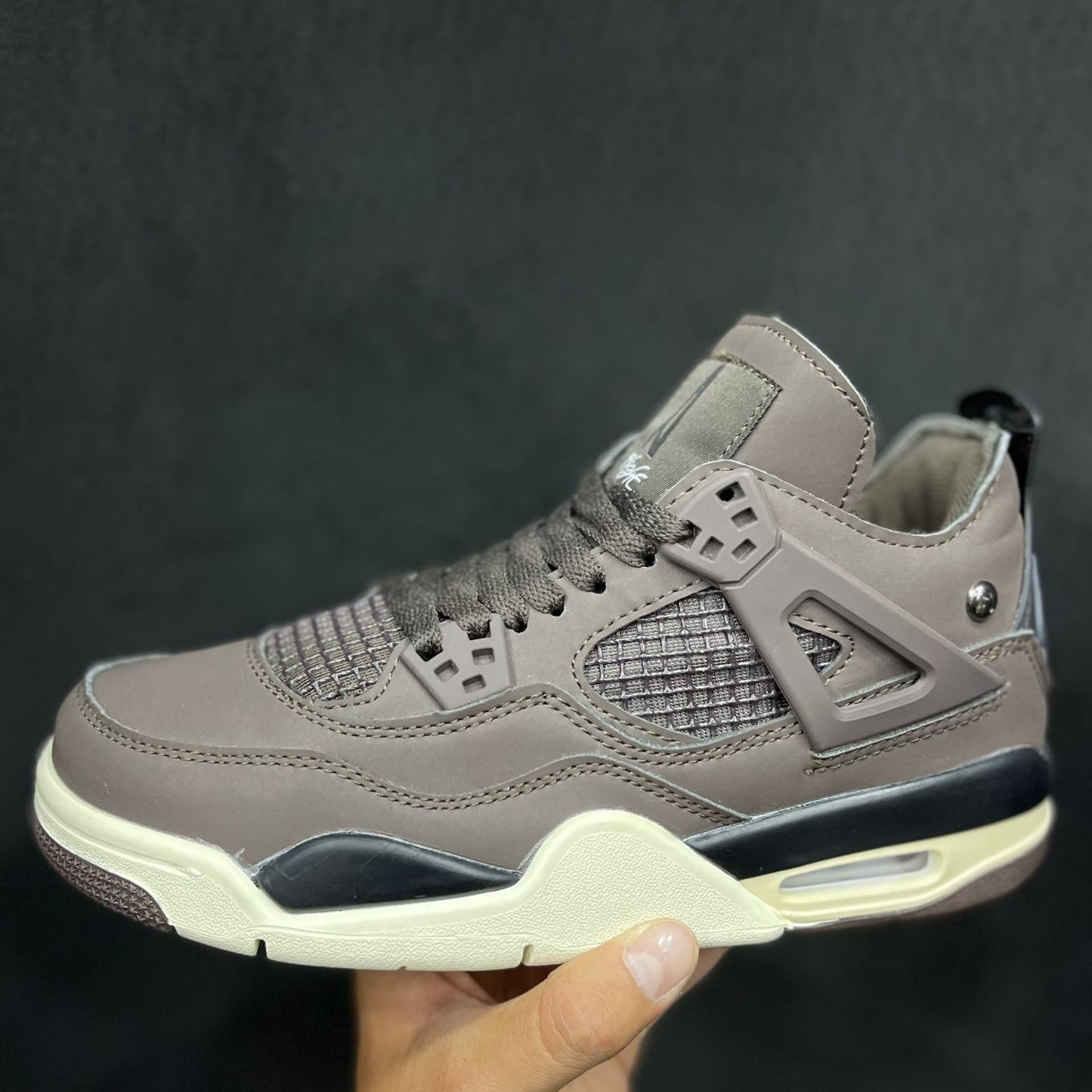 AIR JORDAN RETRO 4