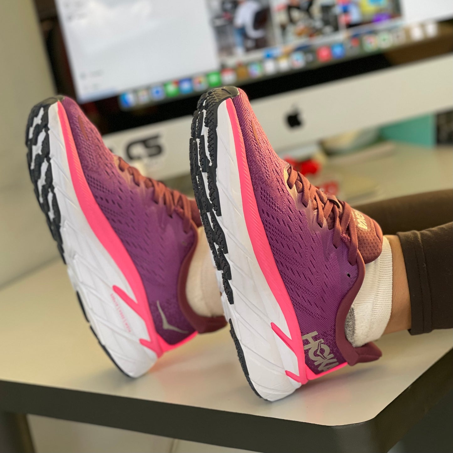 HOKA CLIFTON