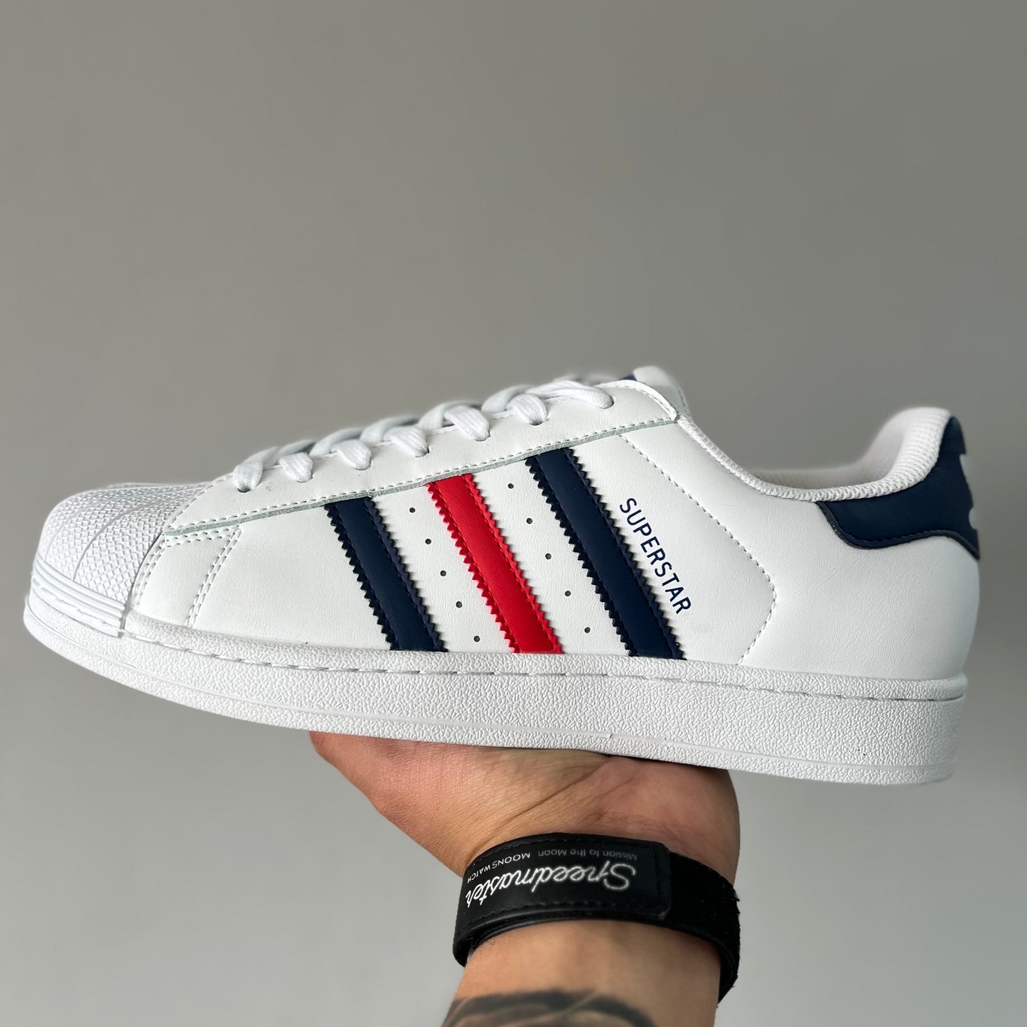 ADIDAS SUPERSTAR
