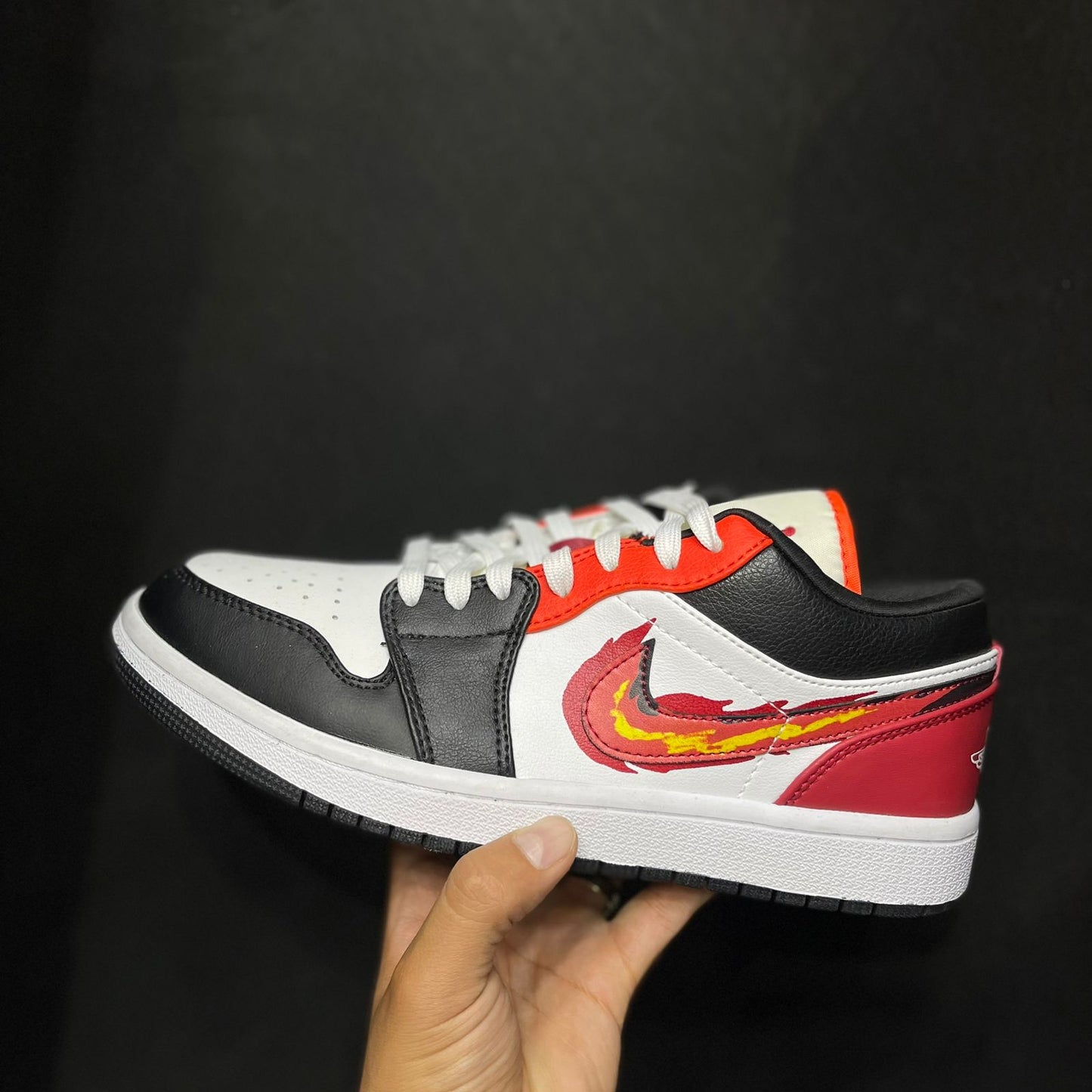 JORDAN 1 JUST SKATE GYM RED