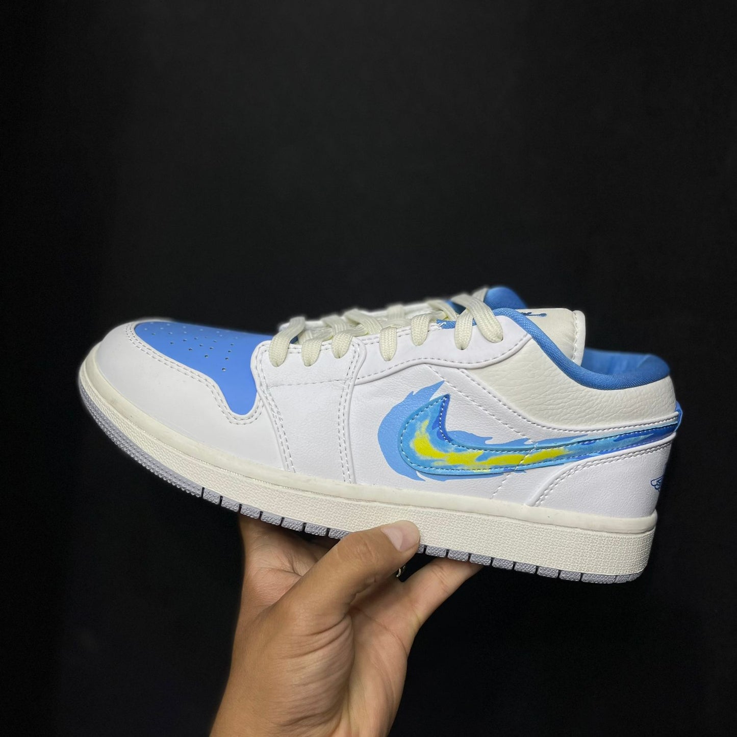 JORDAN 1 JUST SKATE GYM UNIVERSITY BLUE