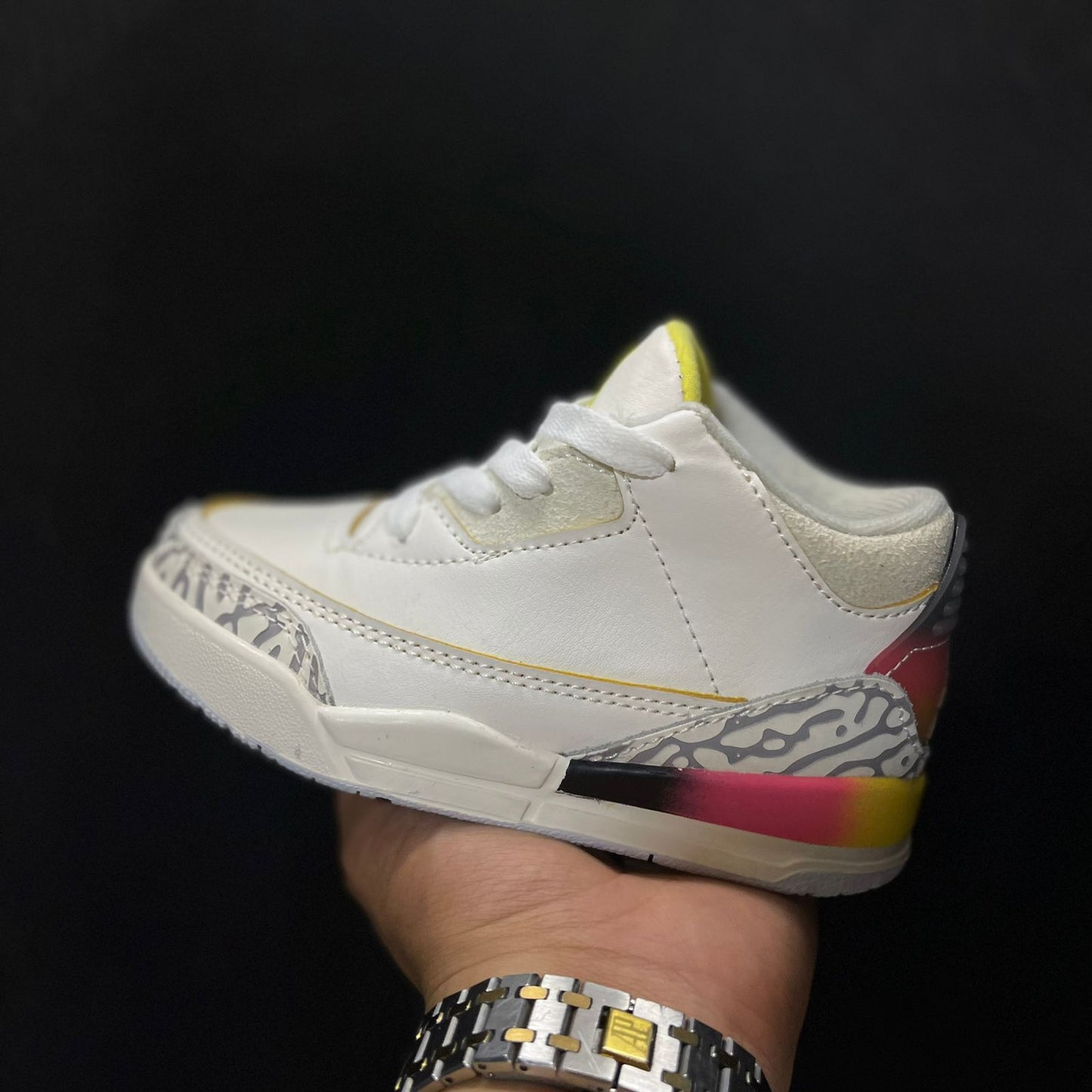 JORDAN RETRO 3 J BALVIN