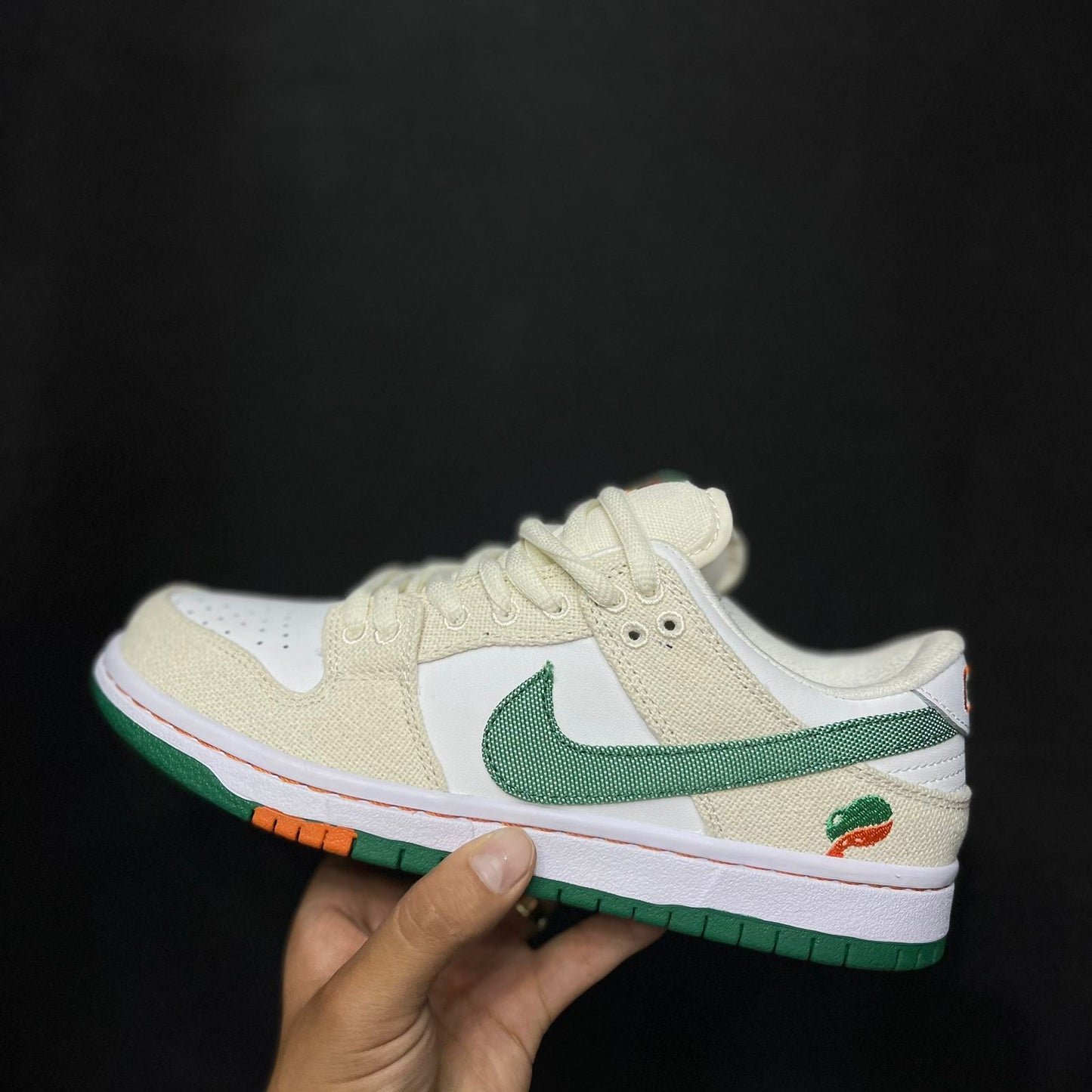 NIKE SB JARRITOS