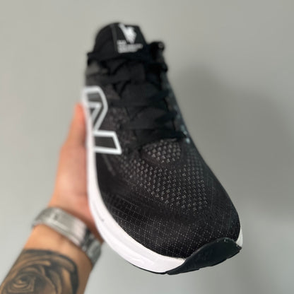 NEW BALANCE 1080
