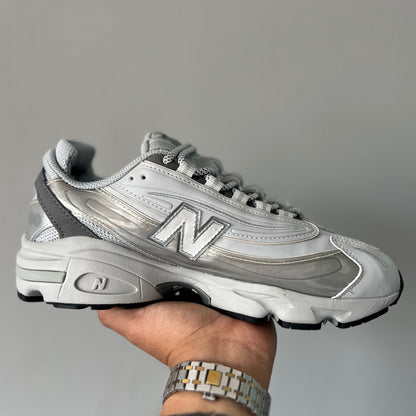 NEW BALANCE 1000
