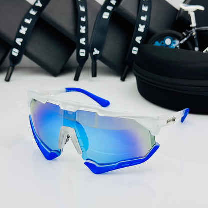 OAKLEY