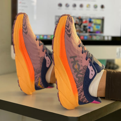 HOKA CLIFTON