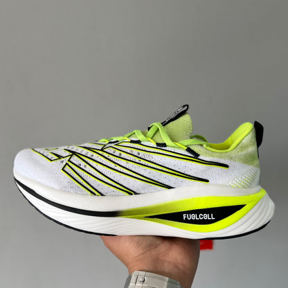 NEW BALANCE ÉLITE V3