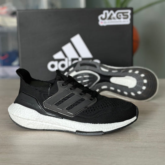 ADIDAS ULTRABOOST