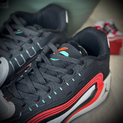 JORDAN LUKA 4 BLACK BRIGHT CRIMSON
