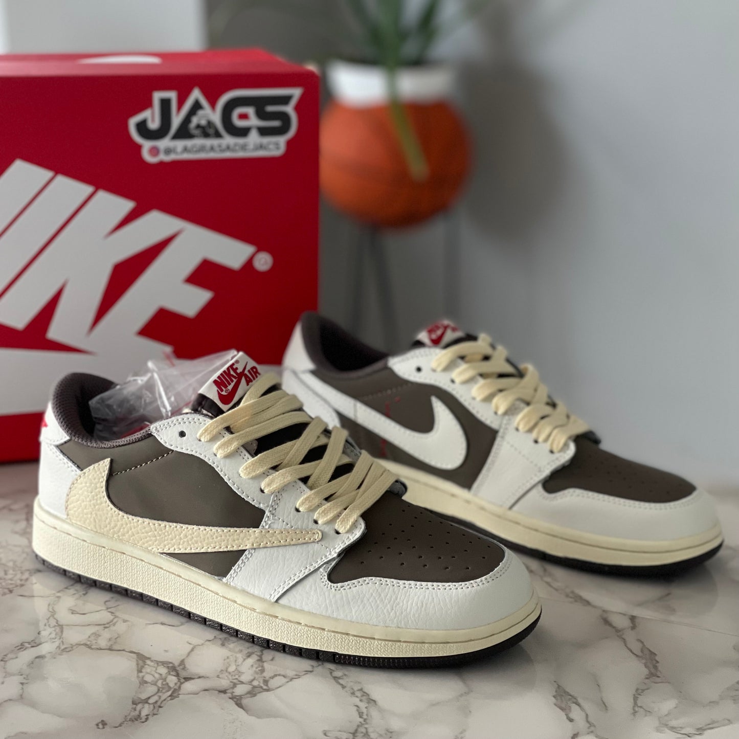 NIKE SB TRAVIS SCOTT
