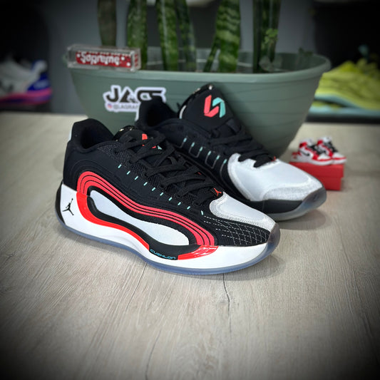 JORDAN LUKA 4 BLACK BRIGHT CRIMSON