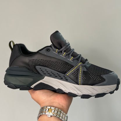 SKECHERS MAX PROTECT