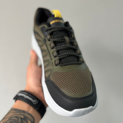 SKECHERS ARCH FIT