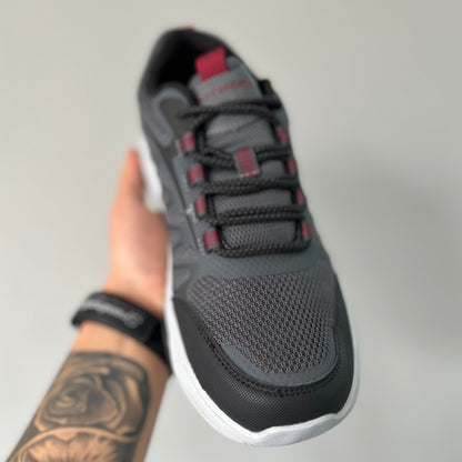 SKECHERS ARCH FIT