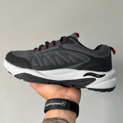 SKECHERS ARCH FIT