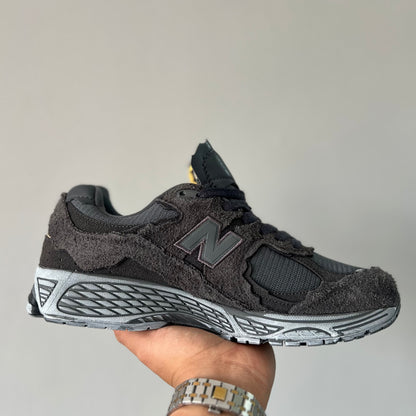 NEW BALANCE 2002