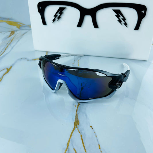 OAKLEY