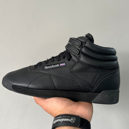 REEBOK CLASSIC
