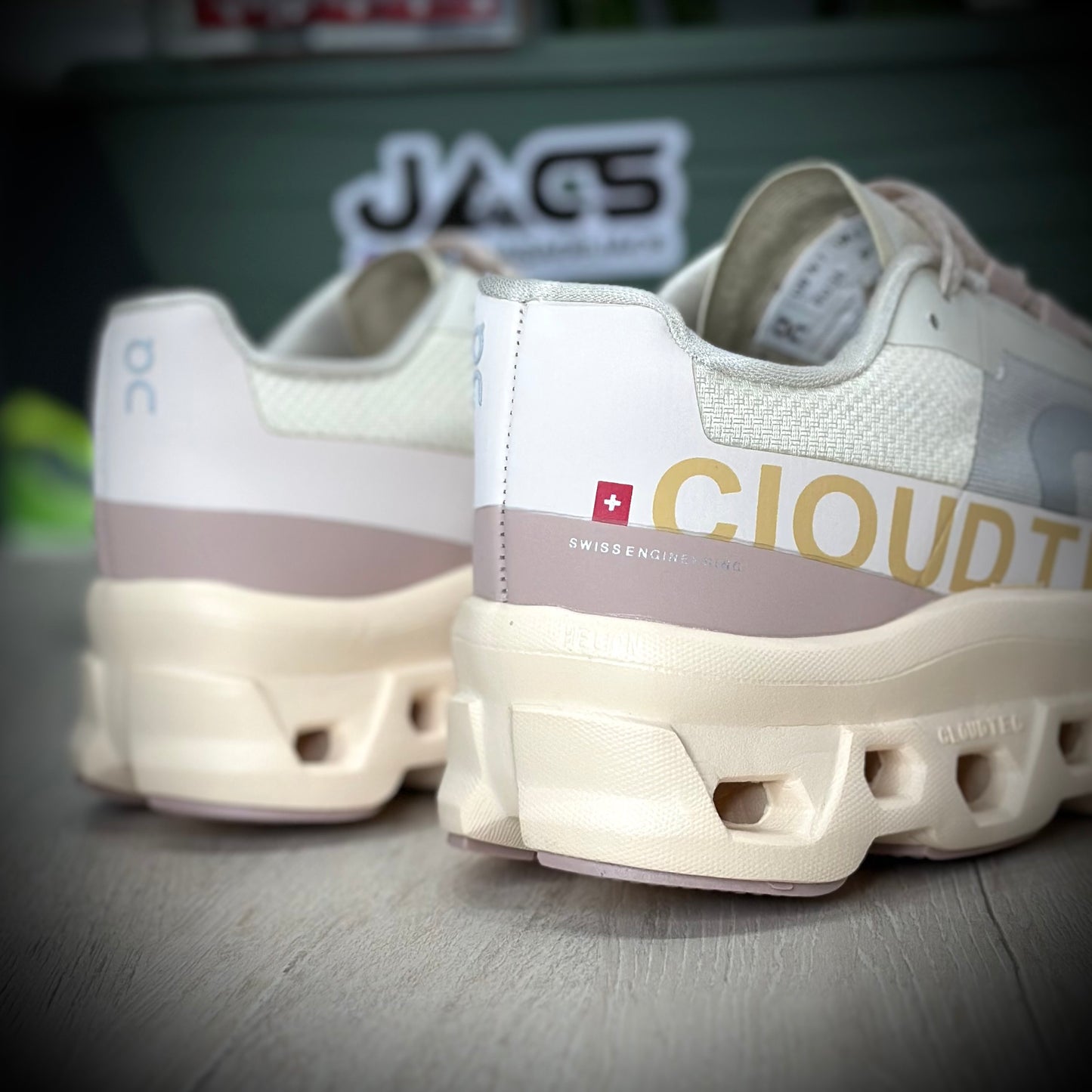 ON CLOUD MONSTER