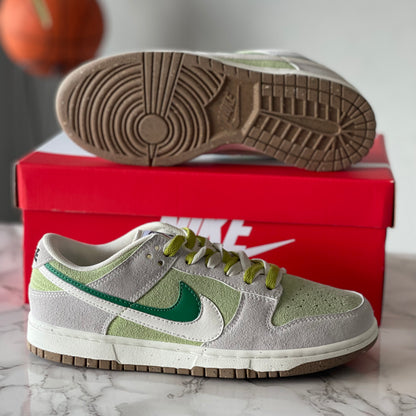 NIKE SB LOW AVOCADO NWT