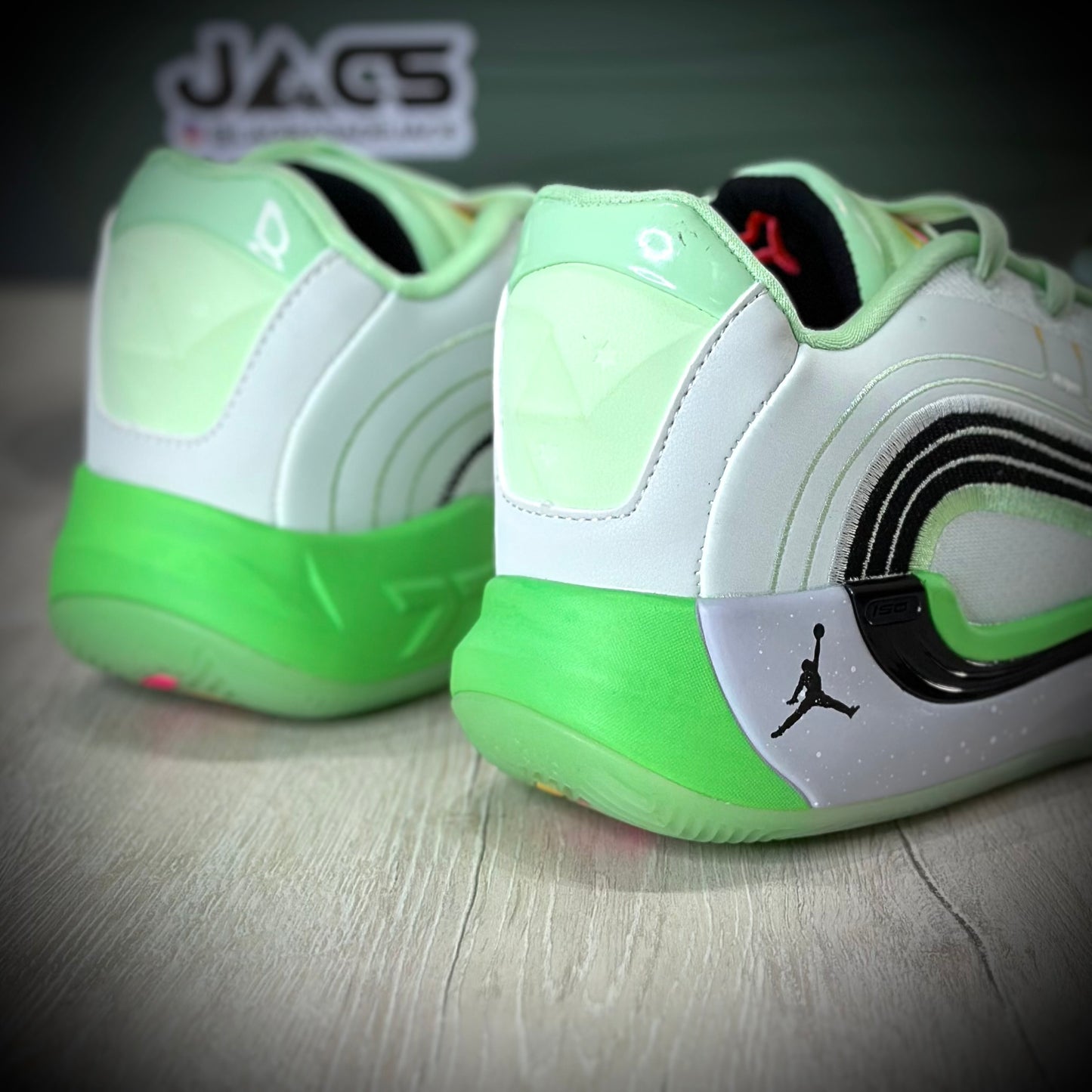 JORDAN LUKA 4 SPACE NAVIGATOR
