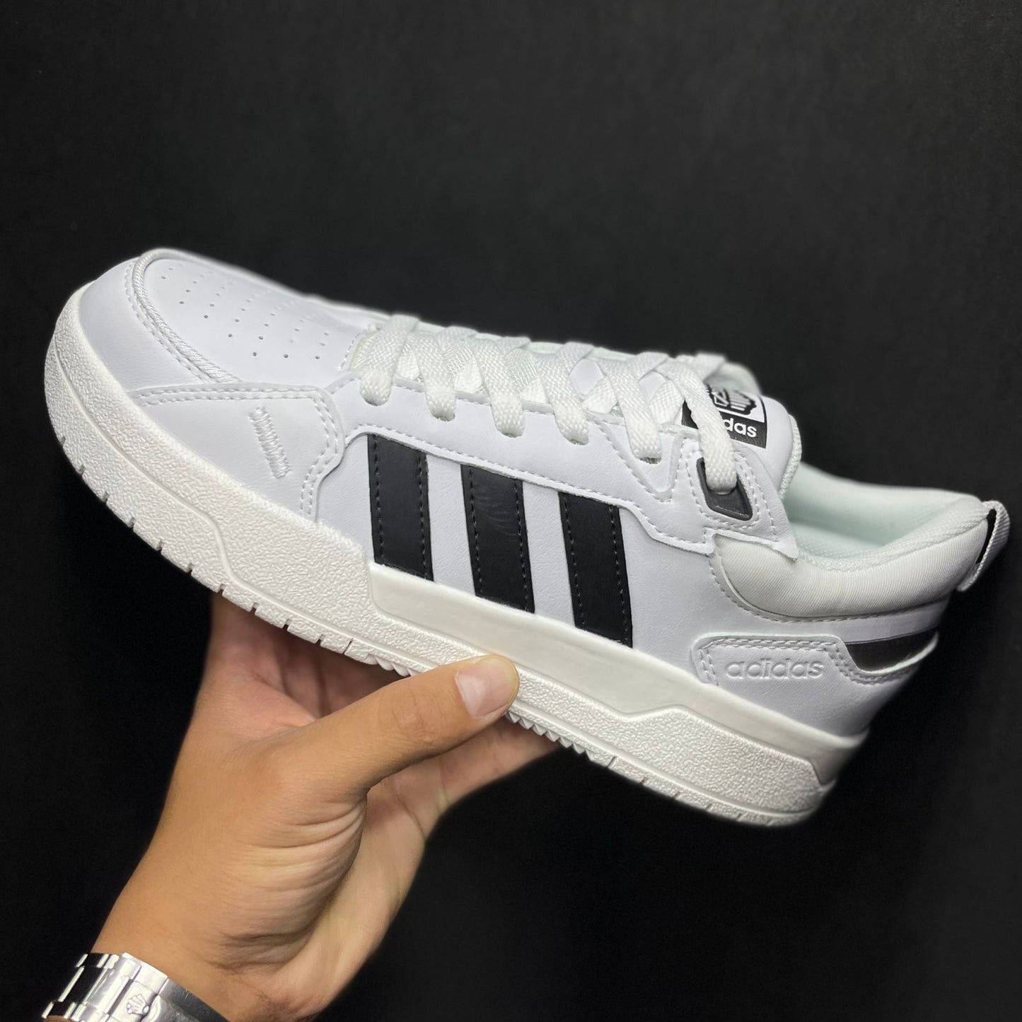 ADIDAS 10 DB