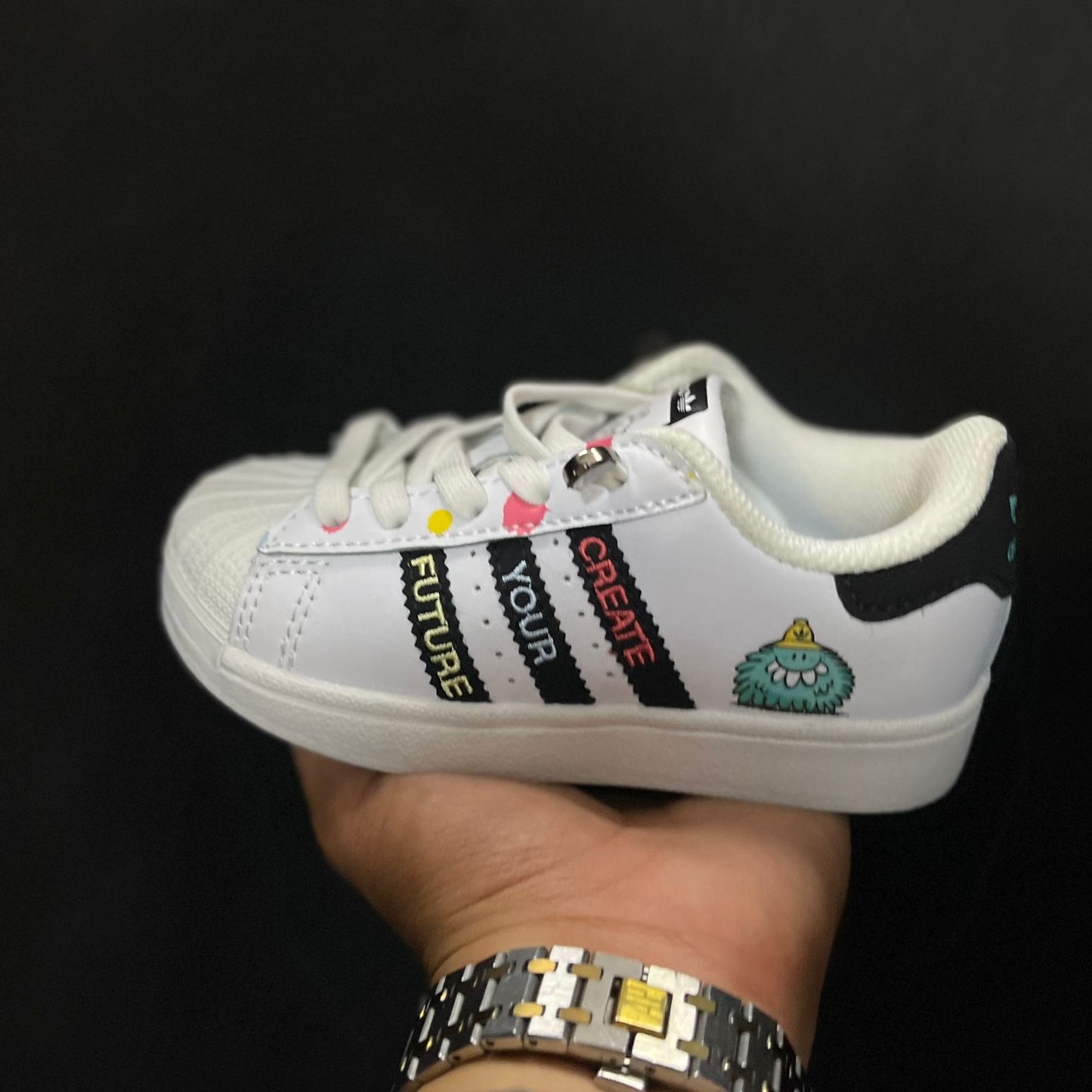 ADIDAS SUPERSTAR