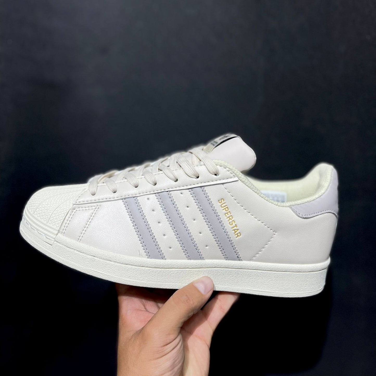 ADIDAS SUPERSTAR