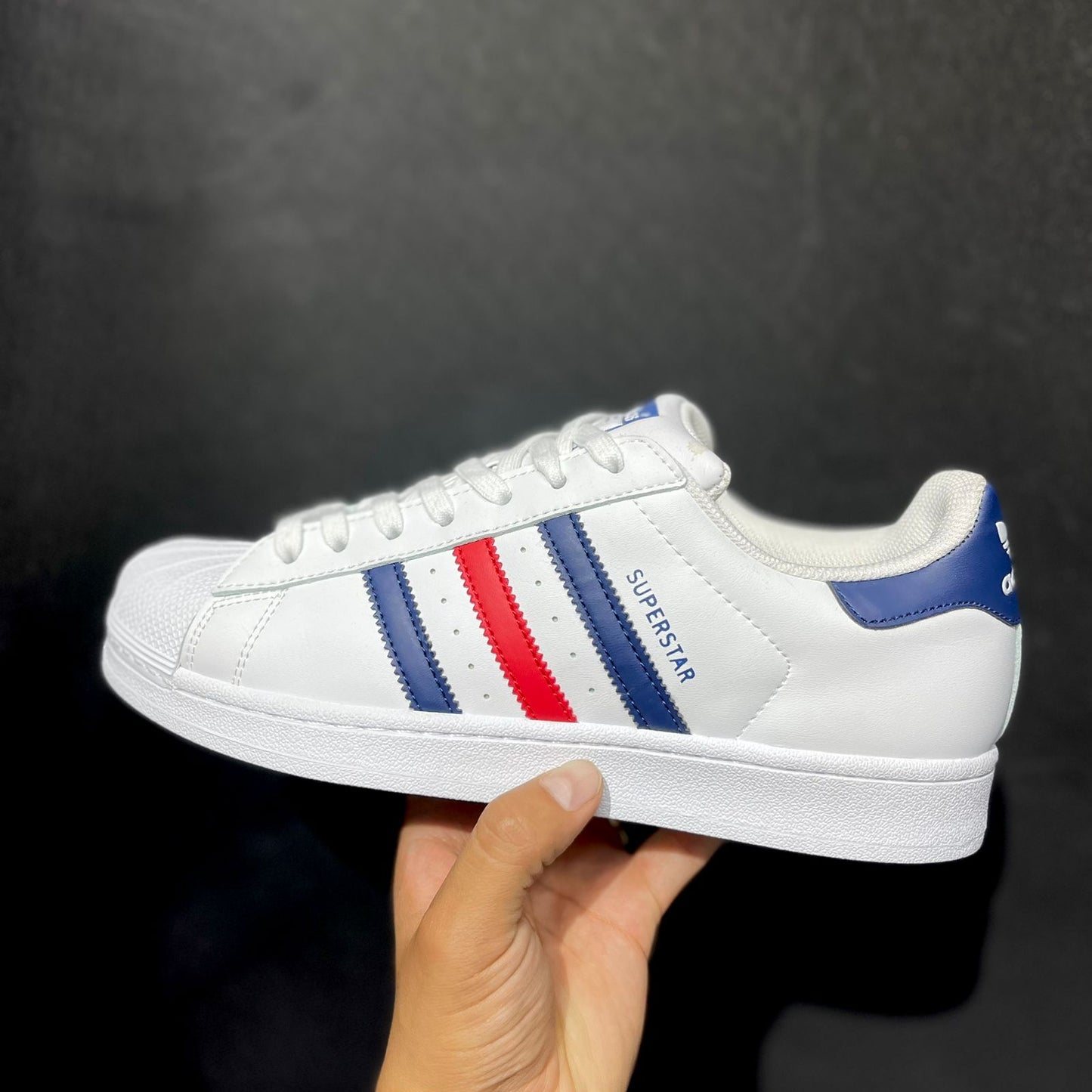 ADIDAS SUPERSTAR