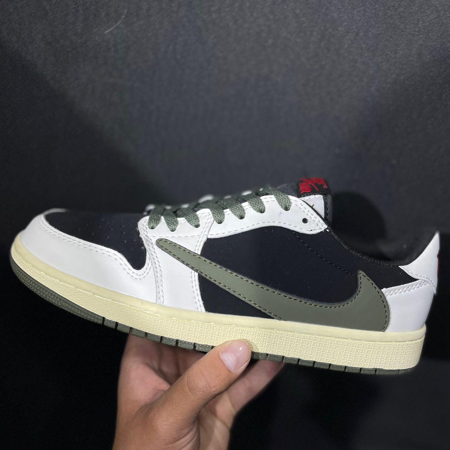AIR JORDAN RETRO 1 LOW TRAVIS SCOTT