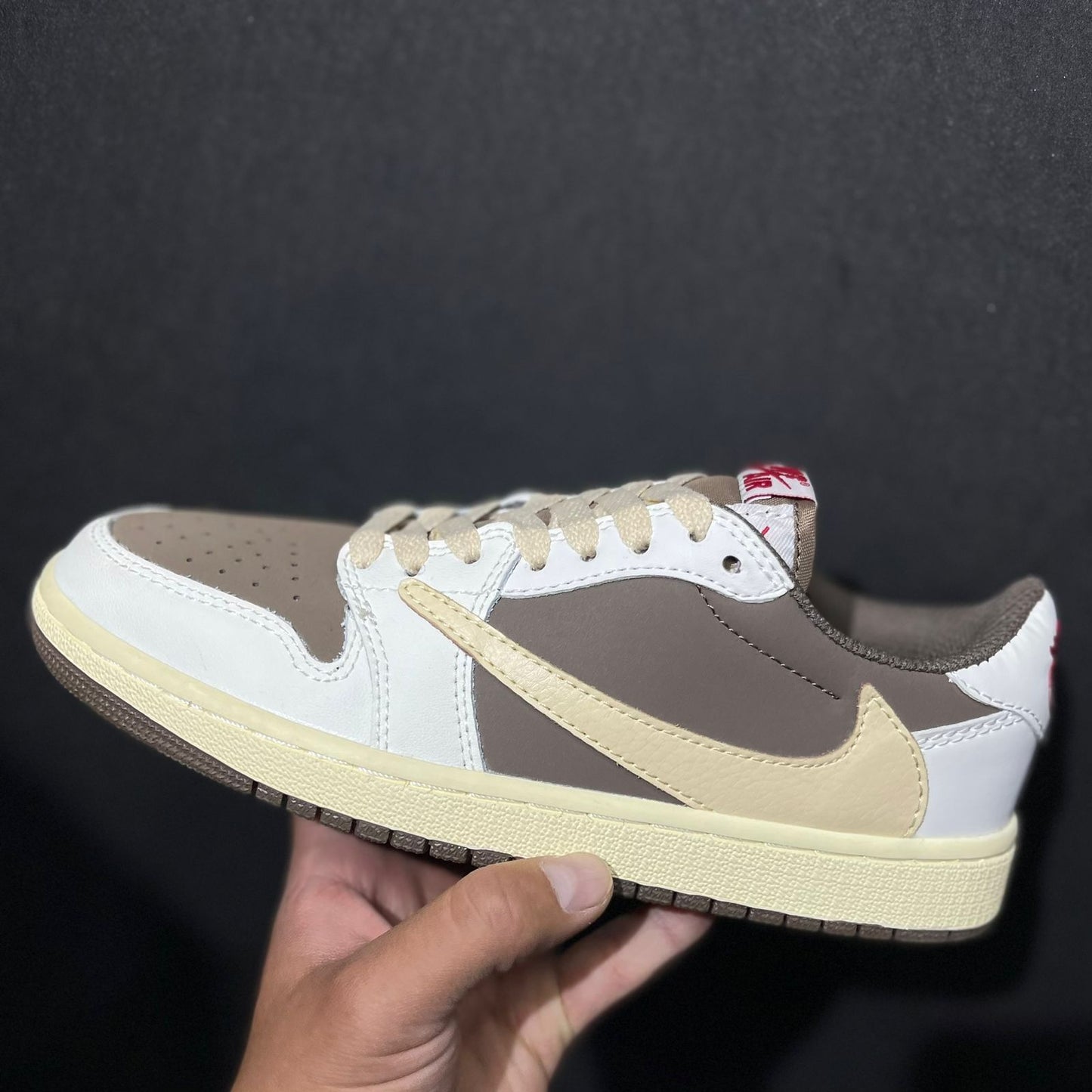 AIR JORDAN RETRO 1 LOW TRAVIS SCOTT