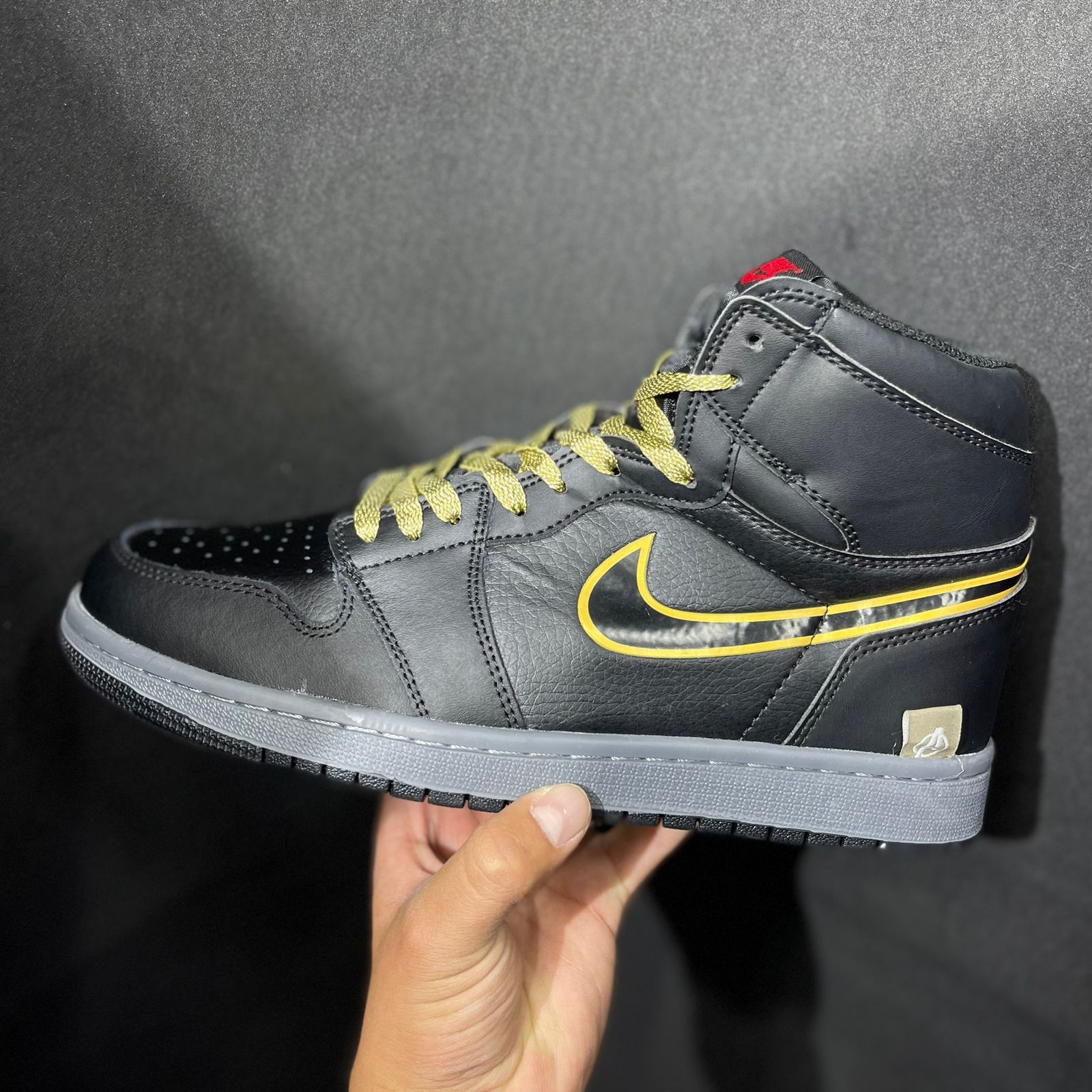 AIR JORDAN MARVEL