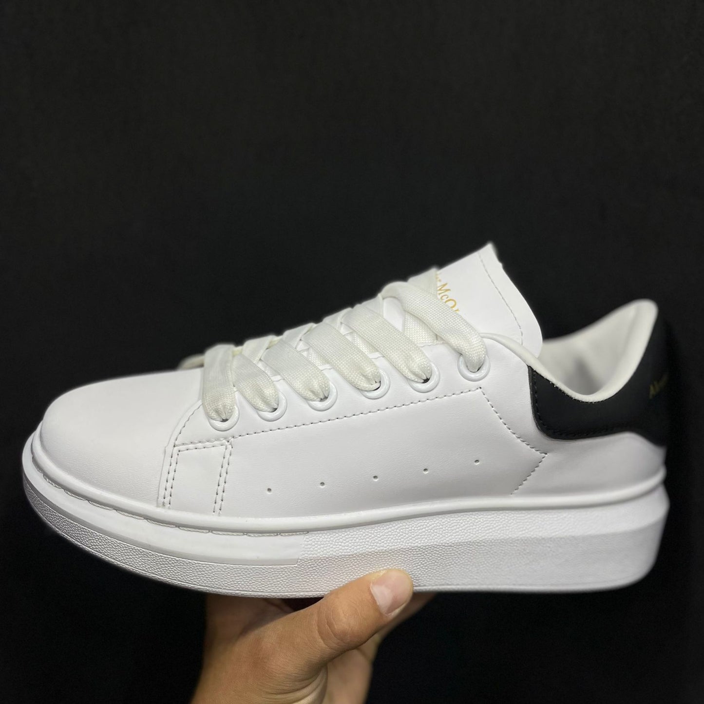 ALEXANDER MCQUEEN