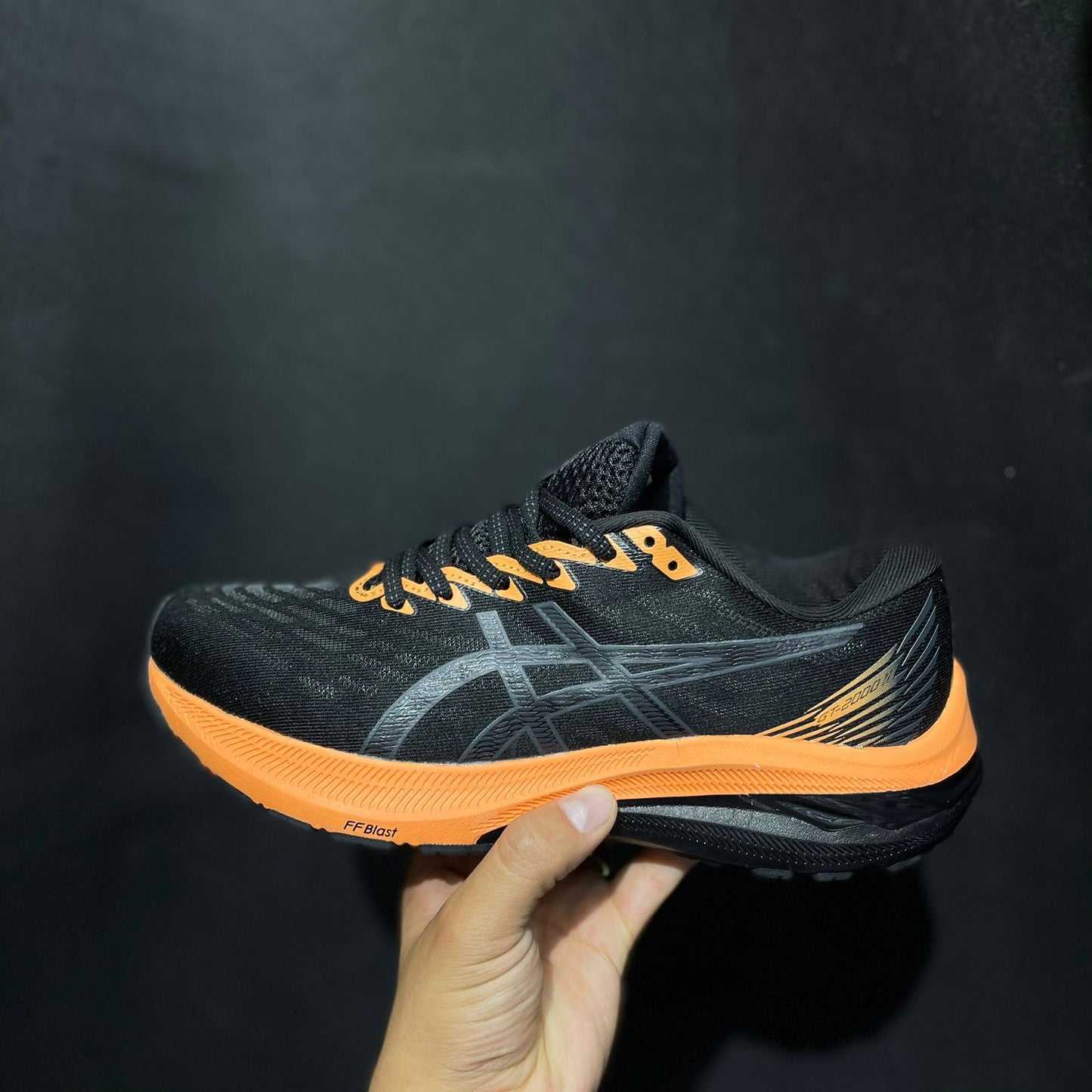 ASICS GT 2000