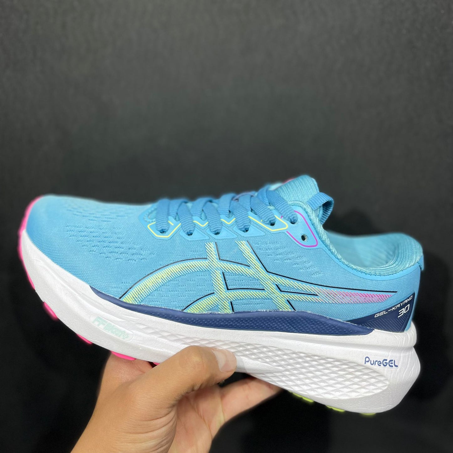 ASICS KAYANO 30