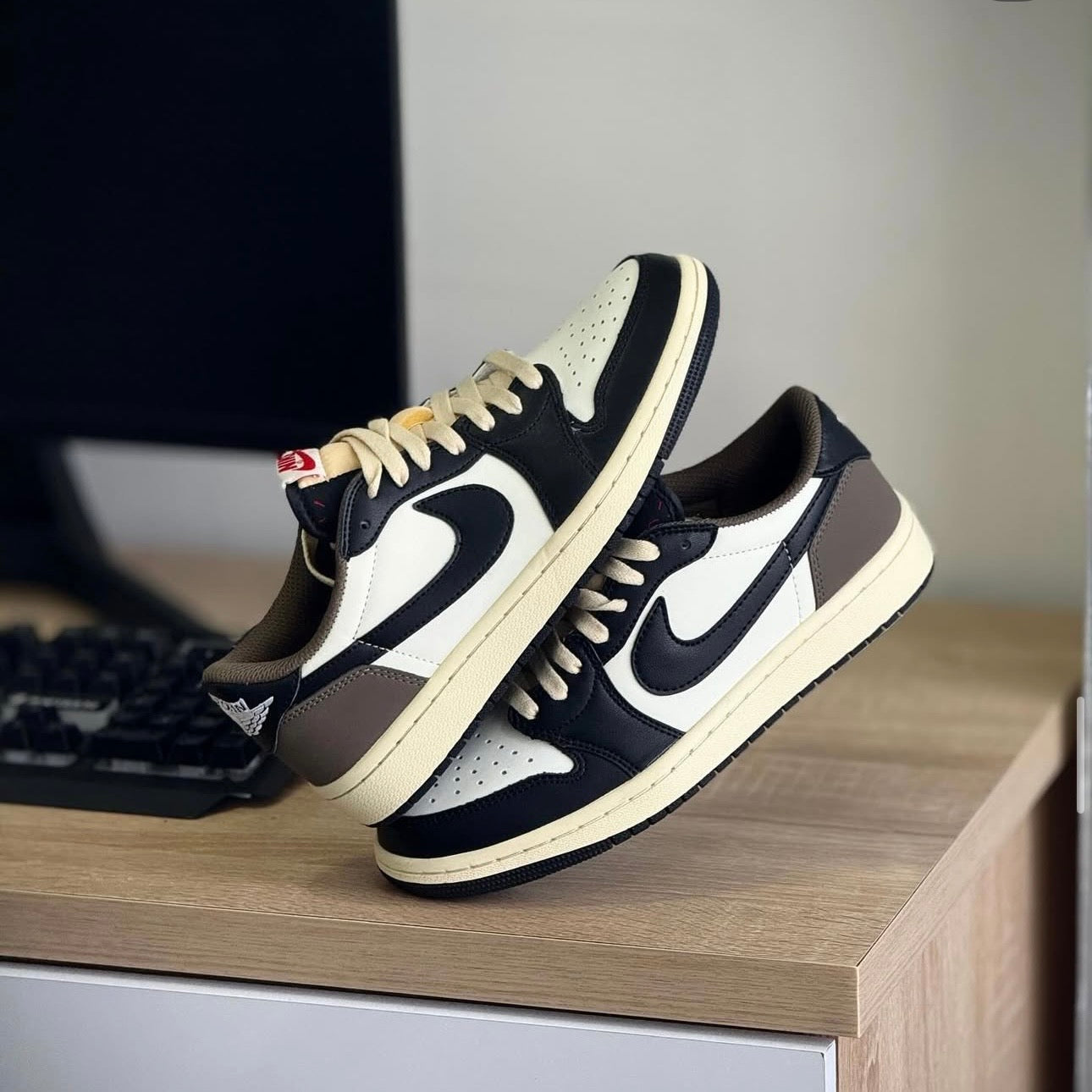 NIKE SB LOW MOCHA