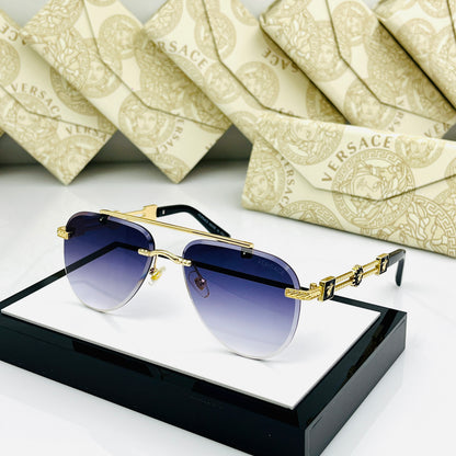 VERSACE
