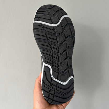 SKECHERS ARCH FIT