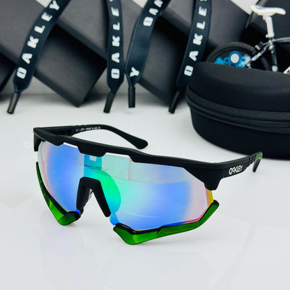 OAKLEY